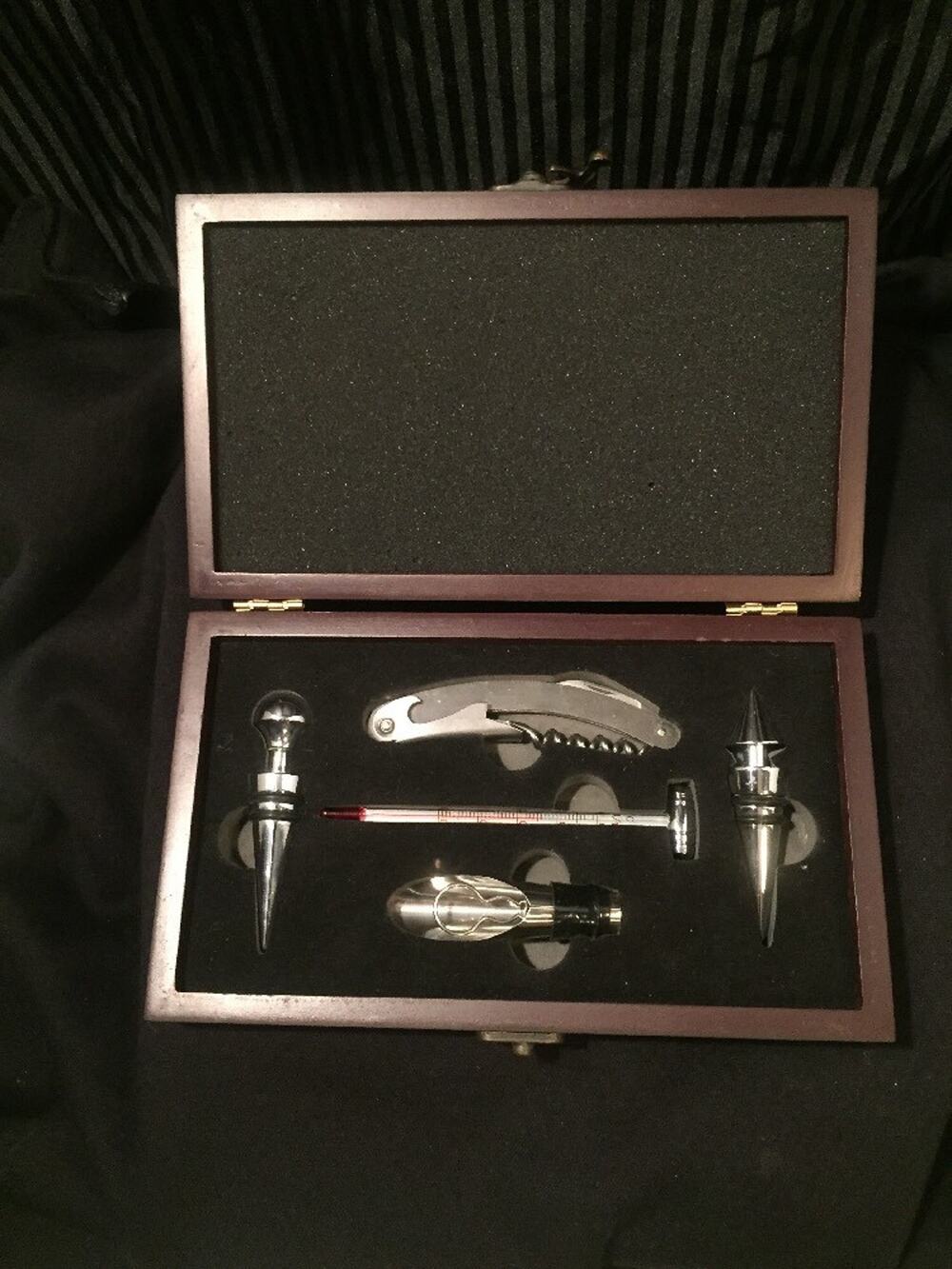 Wine Bottle Opener 5 Piece Set in Mahogany Wooden Box Corkscrew